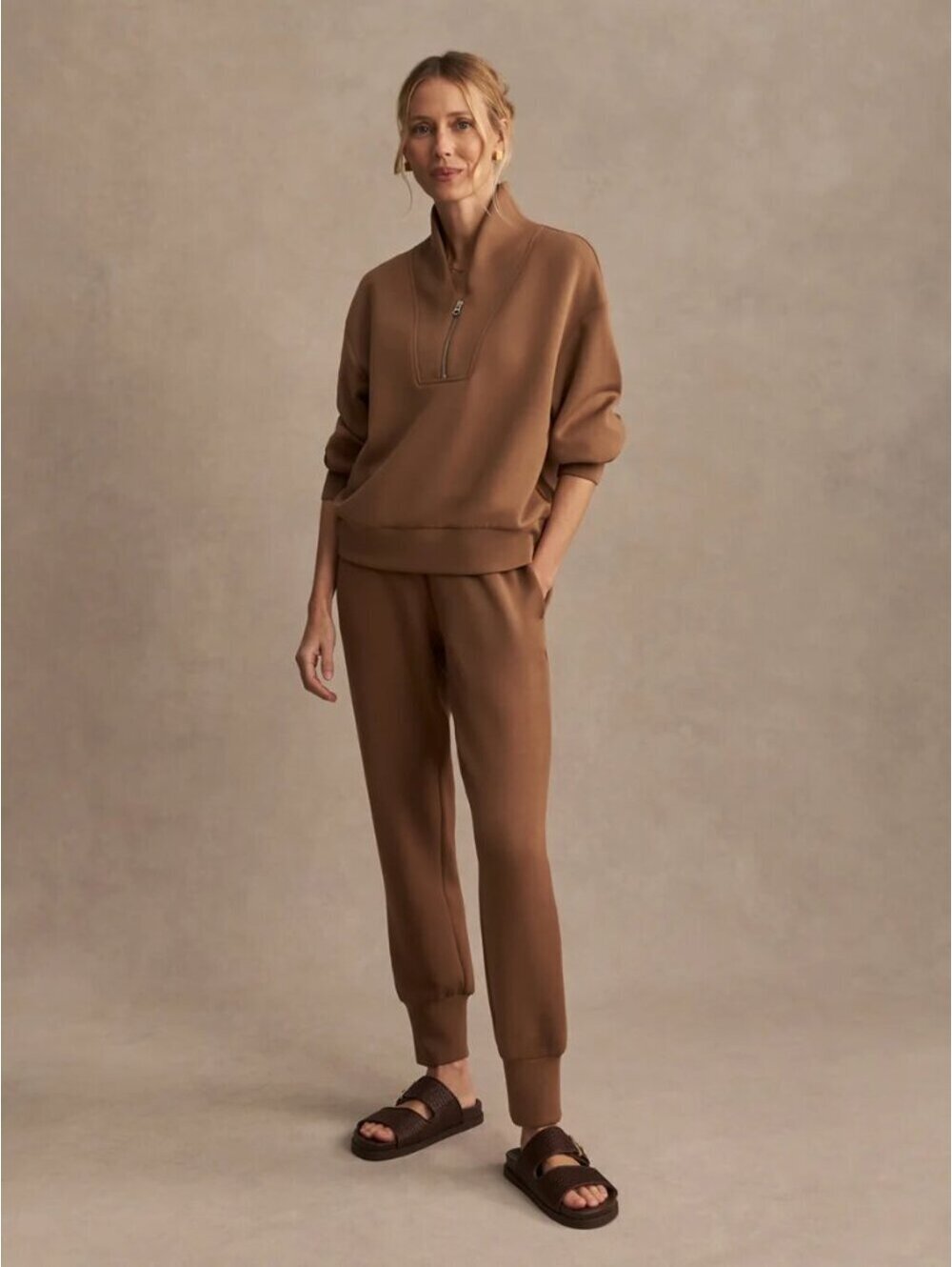 Varley The Slim Cuff Pant 27.5" in Golden Bronze, Size X-Large